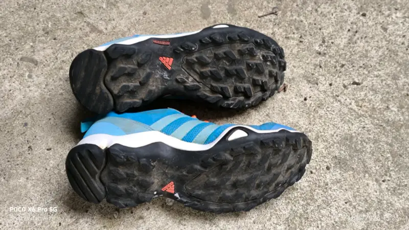 Zapatillas de trail running Adidas azules - 1