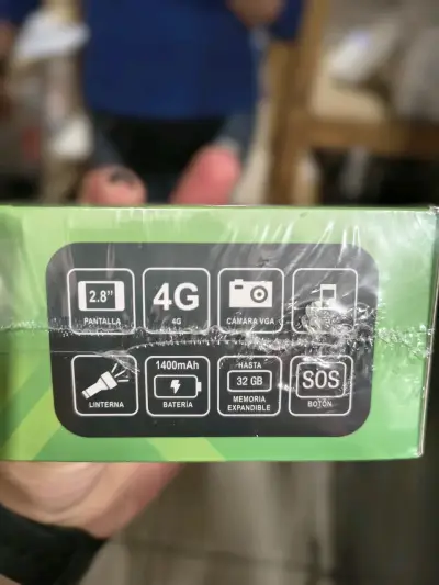 Teléfono Azumi SA4 con 4G y pantalla de 2.8 pulgadas - miniatura 3