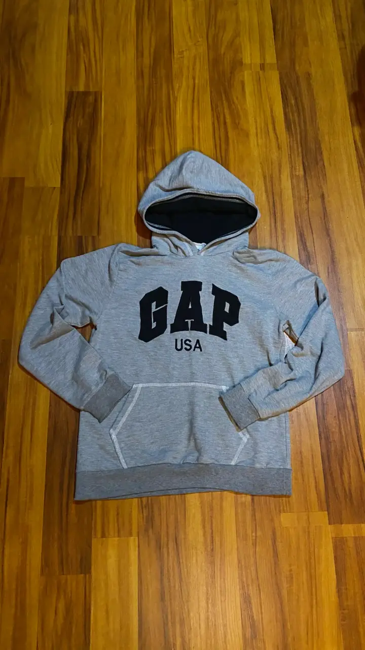 Polerón con capucha gris GAP USA