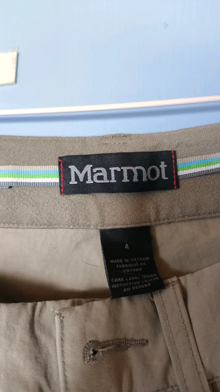 Pantalones cargo Marmot color beige - 1