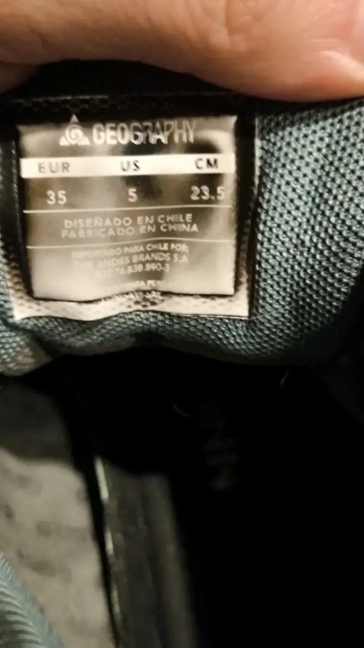 Botas de trekking Geography talla 35 usadas - 3