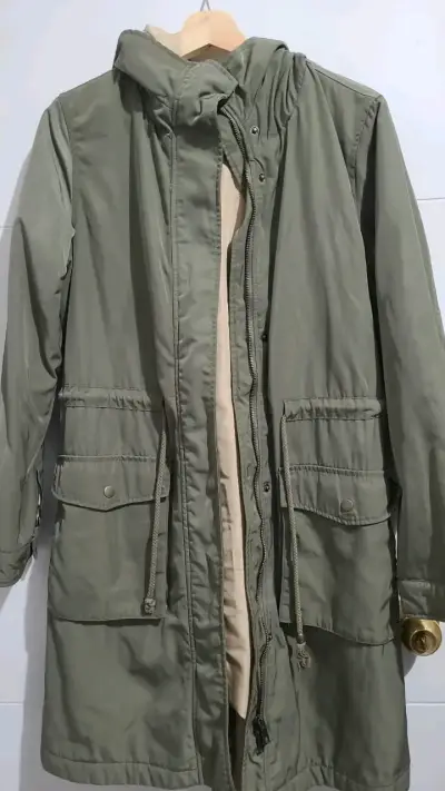 Ropa de segunda mano en buen estado - miniatura 3