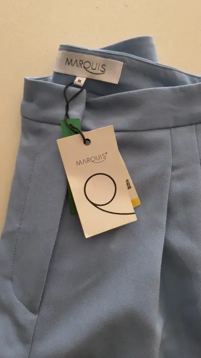 Pantalones celeste marca Marquis - miniatura 4