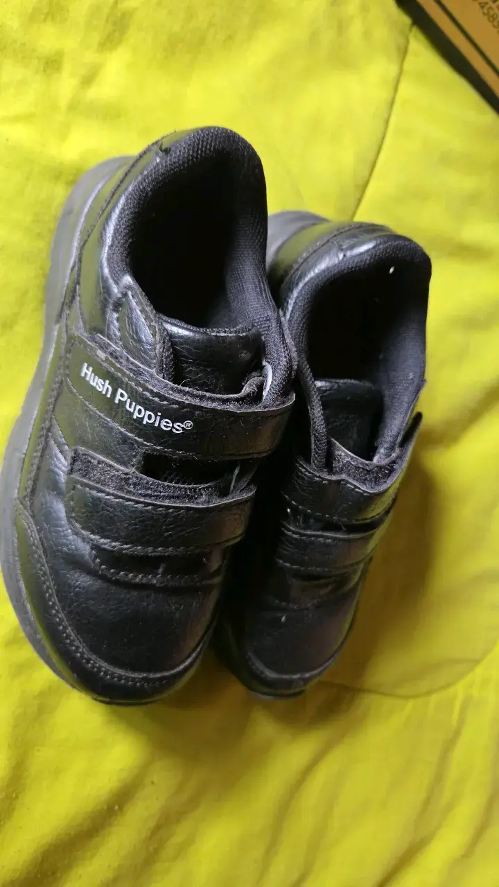 Zapatos escolares negros Hush Puppies para niños28 - 3