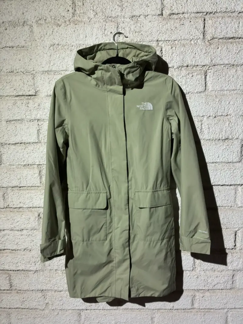Parka impermeable verde The North Face para mujer - 2