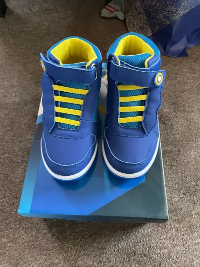 Zapatillas infantiles Sonic talla 27 - miniatura 1
