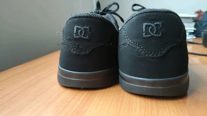 Zapatillas negras DC Shoes para hombre - 4