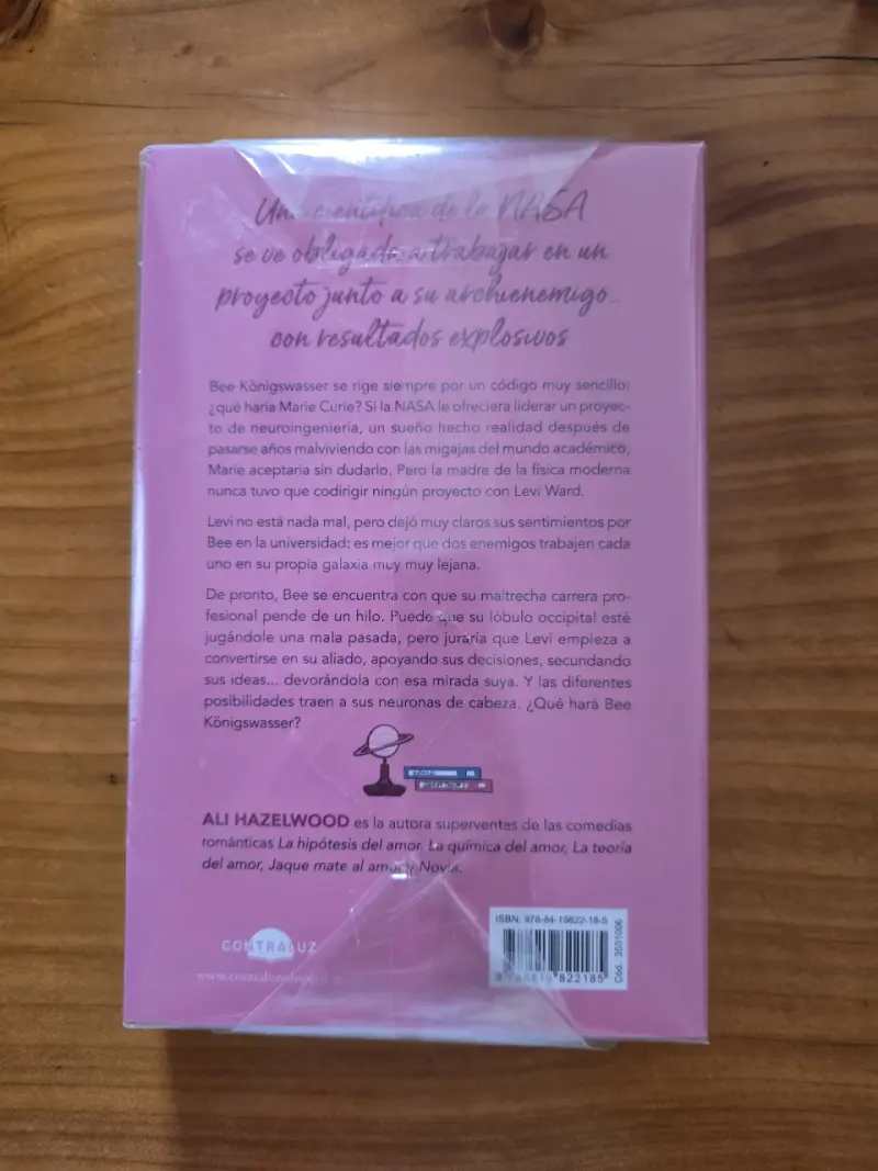 Libro 'La Química del Amor' de Ali Hazelwood - 2