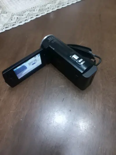 Videocámara Sony Handycam con Zoom 32x - miniatura 2