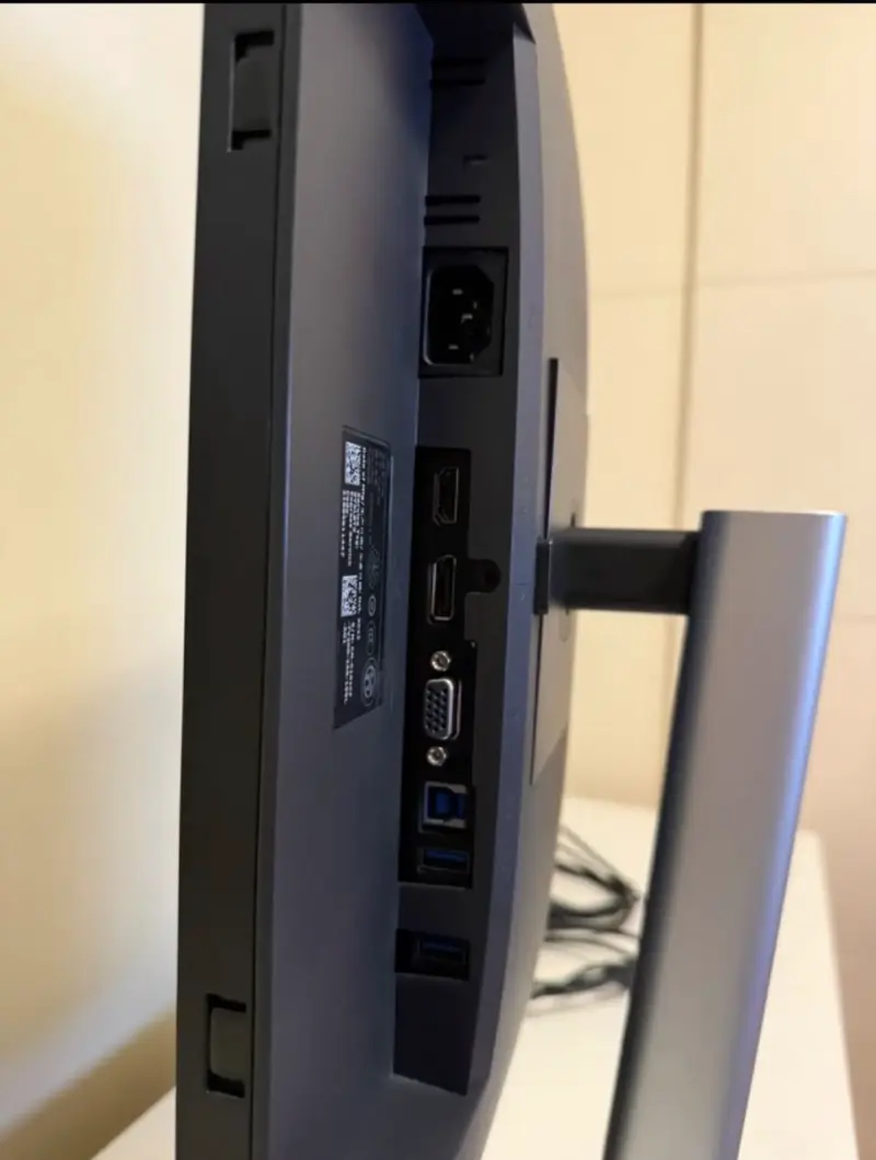 Monitor Dell 24 pulgadas Full HD - 6