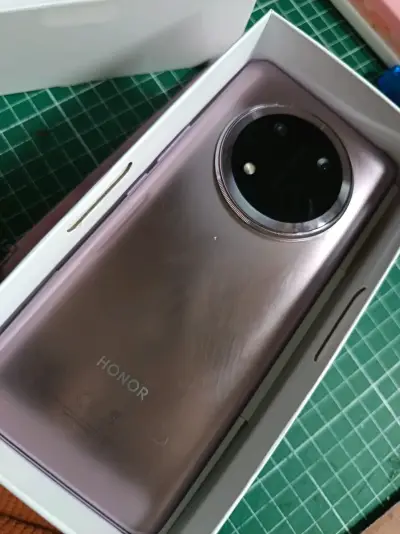 Smartphone Honor con MagicOS en buen estado - miniatura 1