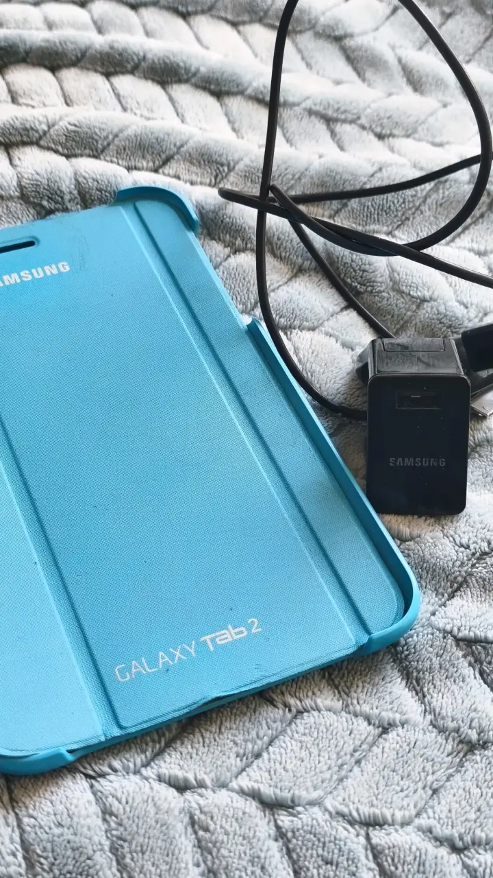 Samsung Galaxy Tab 2 7" (GT-P3110) - 4