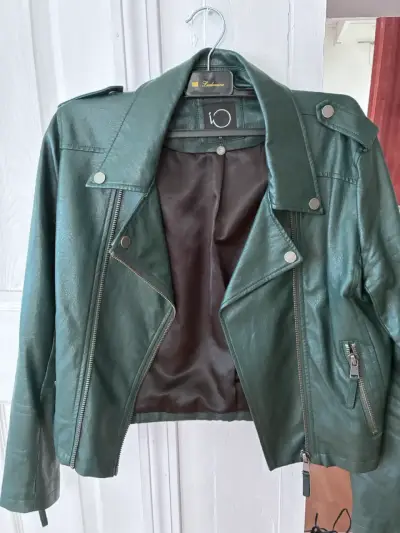 Chaqueta biker IÓ de cuero verde mujer talla 44 - miniatura 1