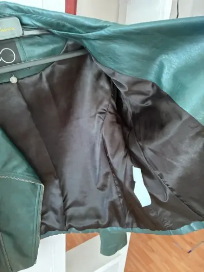 Chaqueta biker IÓ de cuero verde mujer talla 44 - miniatura 4
