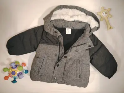 Chaqueta de invierno para bebé H&M gris - miniatura 1
