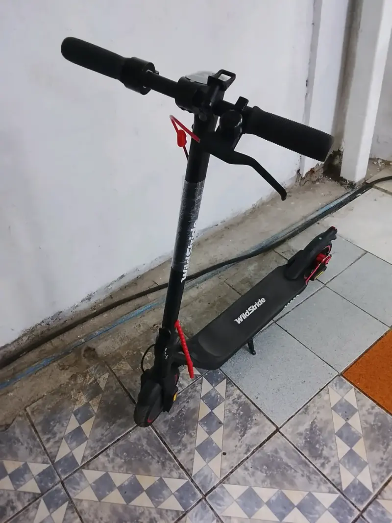 Scooter eléctrico Wildstride plegable - 1
