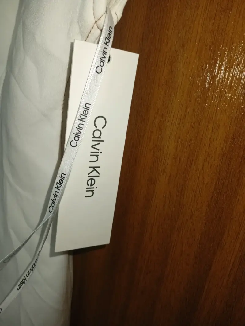 Vestido blanco Calvin Klein elegante - 2