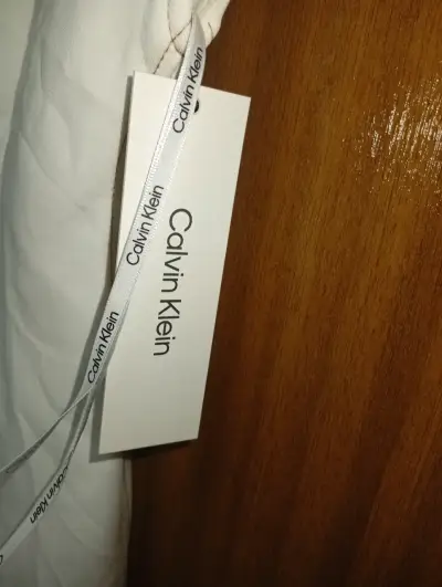 Vestido blanco Calvin Klein elegante - miniatura 2
