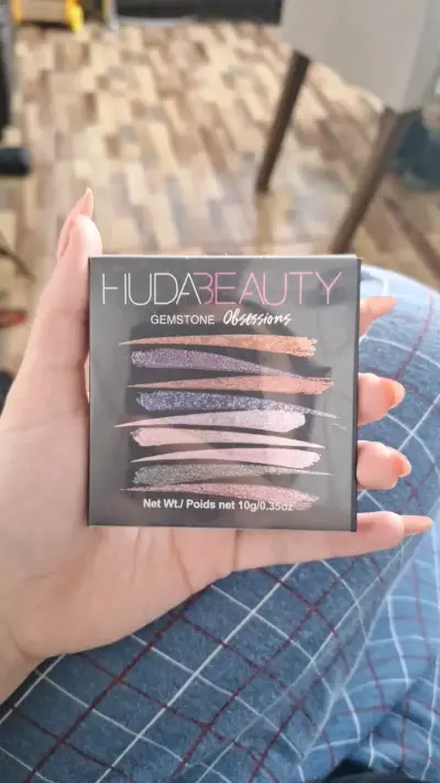 Paleta de Sombras Huda Beauty Gemstone Obsessions - miniatura 1