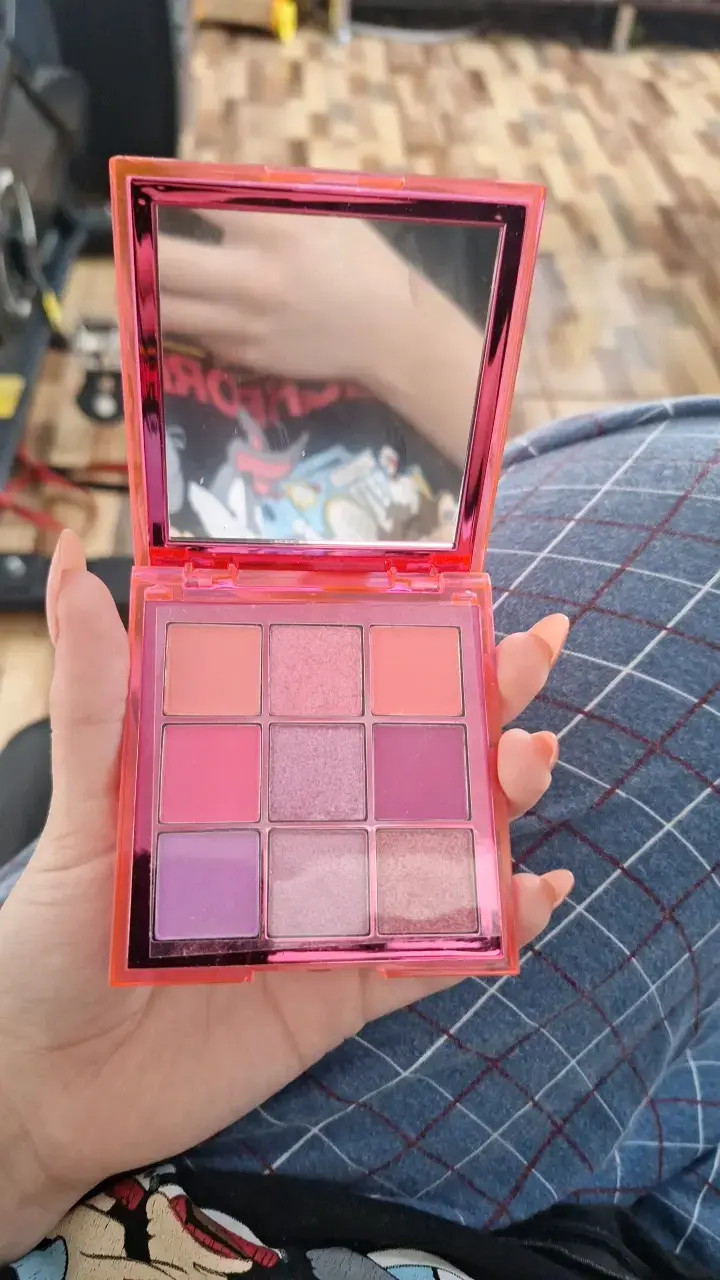Paleta de sombras Huda Beauty Neon - 2