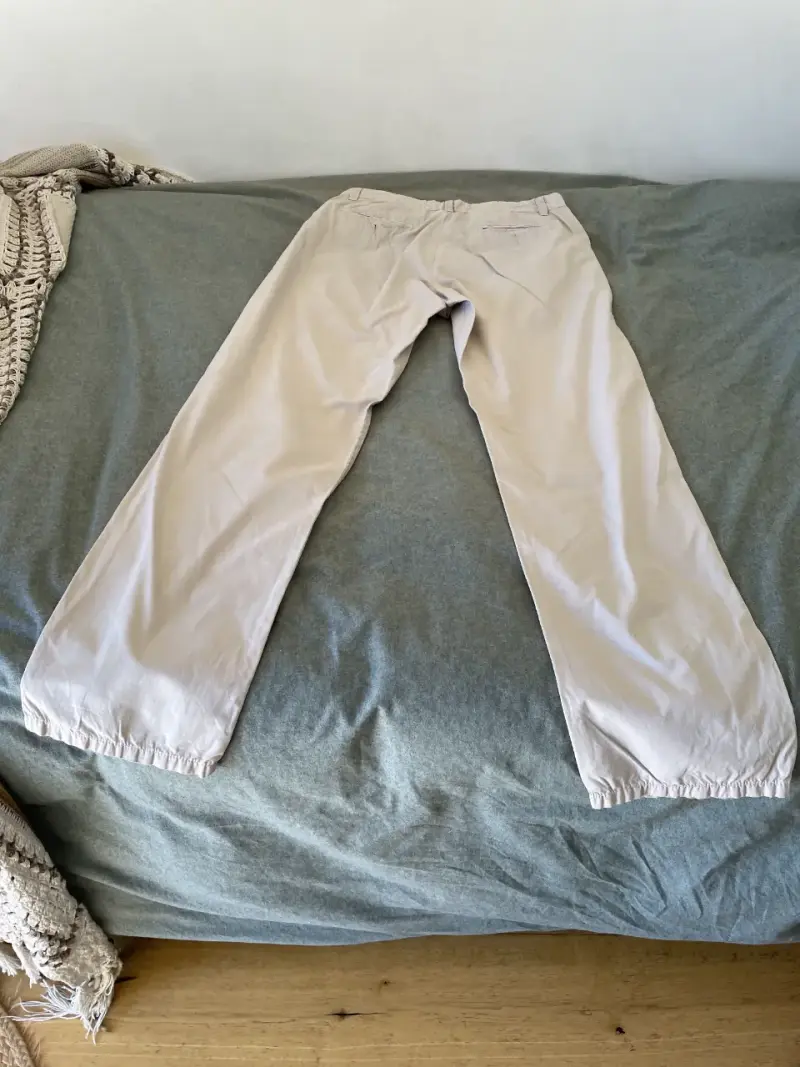 Pantalones beige casuales para hombre - 2