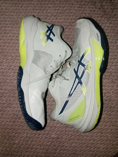 Zapatillas deportivas Asics Sky Elite FF blancas - miniatura 1