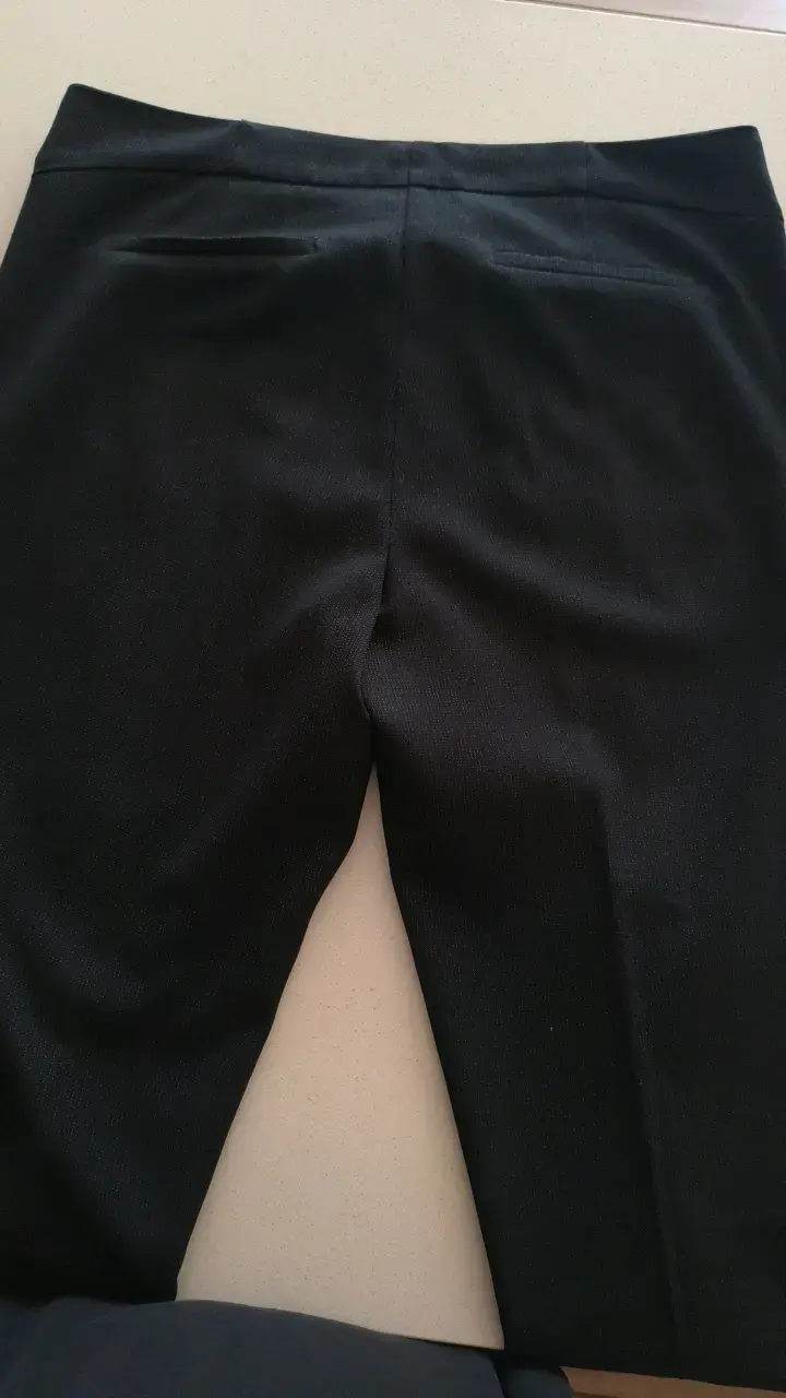 Pantalón negro elegante para mujer - 3