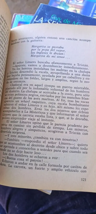 Libro 'Los Tripulantes de la Noche' - miniatura 2