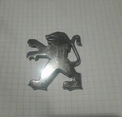 Emblema metálico de auto Peugeot - miniatura 2