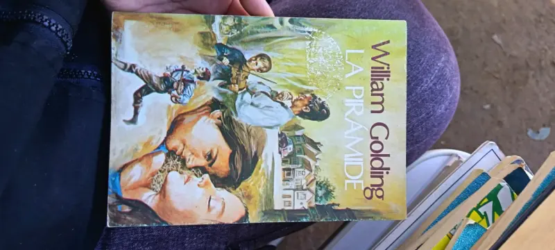 Libro 'La Pirámide'