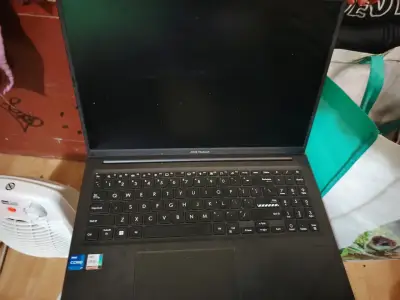 Notebook ASUS VivoBook Intel Core i5 - miniatura 2