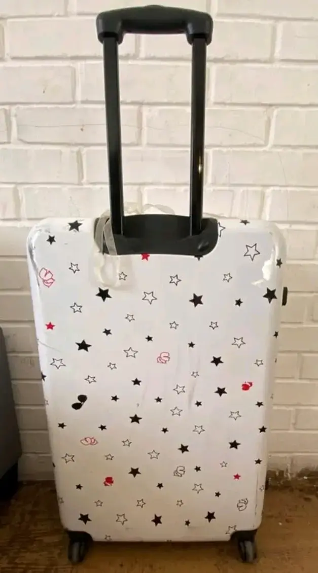 Maleta Karl Lagerfeld con diseño de estrellas - 2