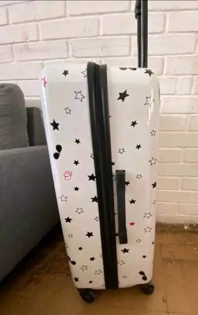 Maleta Karl Lagerfeld con diseño de estrellas - miniatura 3