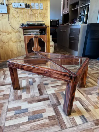 Mesa de Centro de Madera y Vidrio - miniatura 4