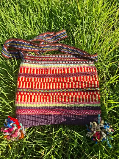 Bolso Grande artesanal tejido multicolor - miniatura 1