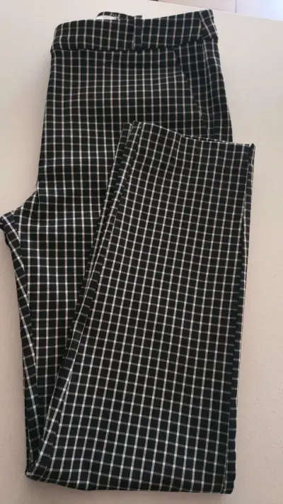 Pantalones de vestir negro cuadrillé. - miniatura 2