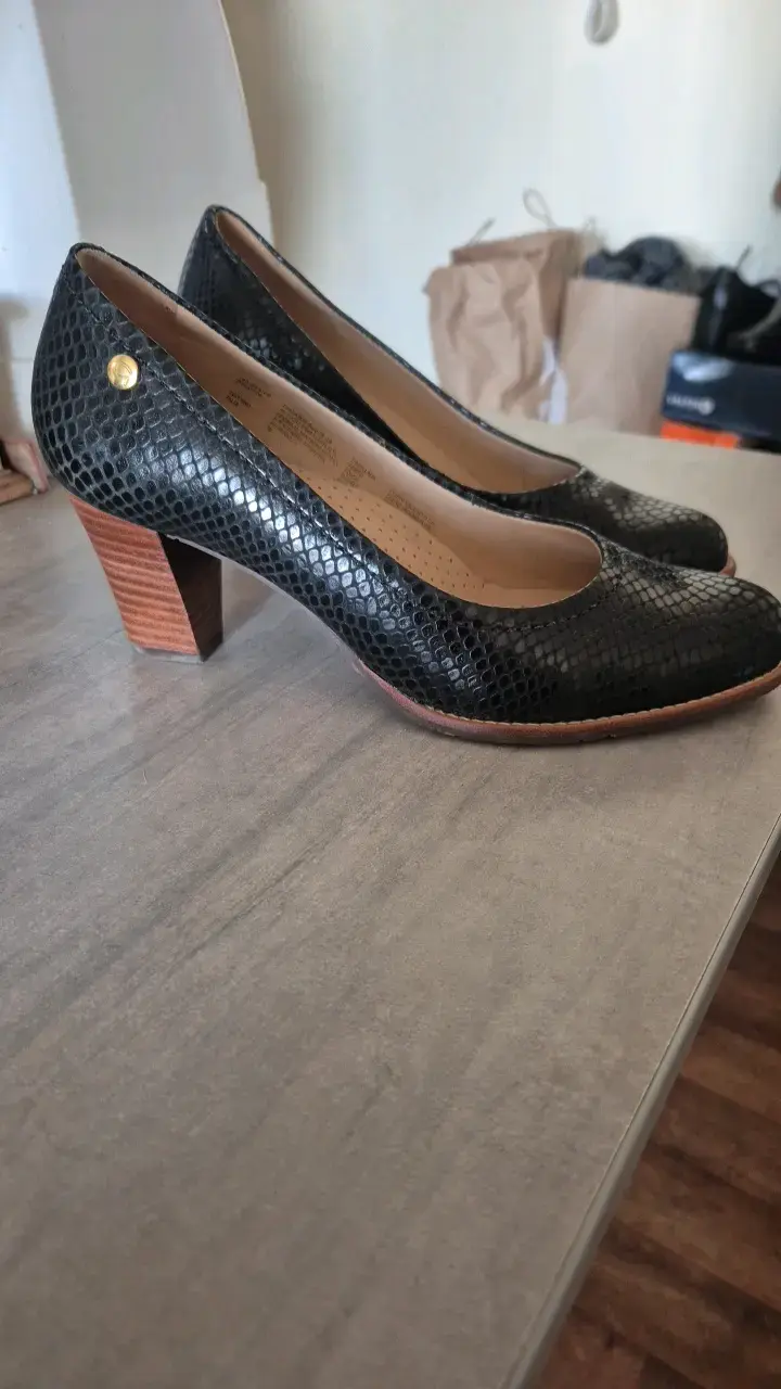 Zapatos de Tacón Negro Texturizados Gacel - 2