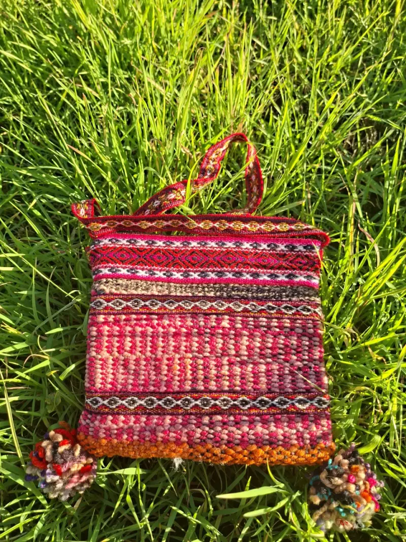 Bolso Pequeño artesanal tejido colorido - 2