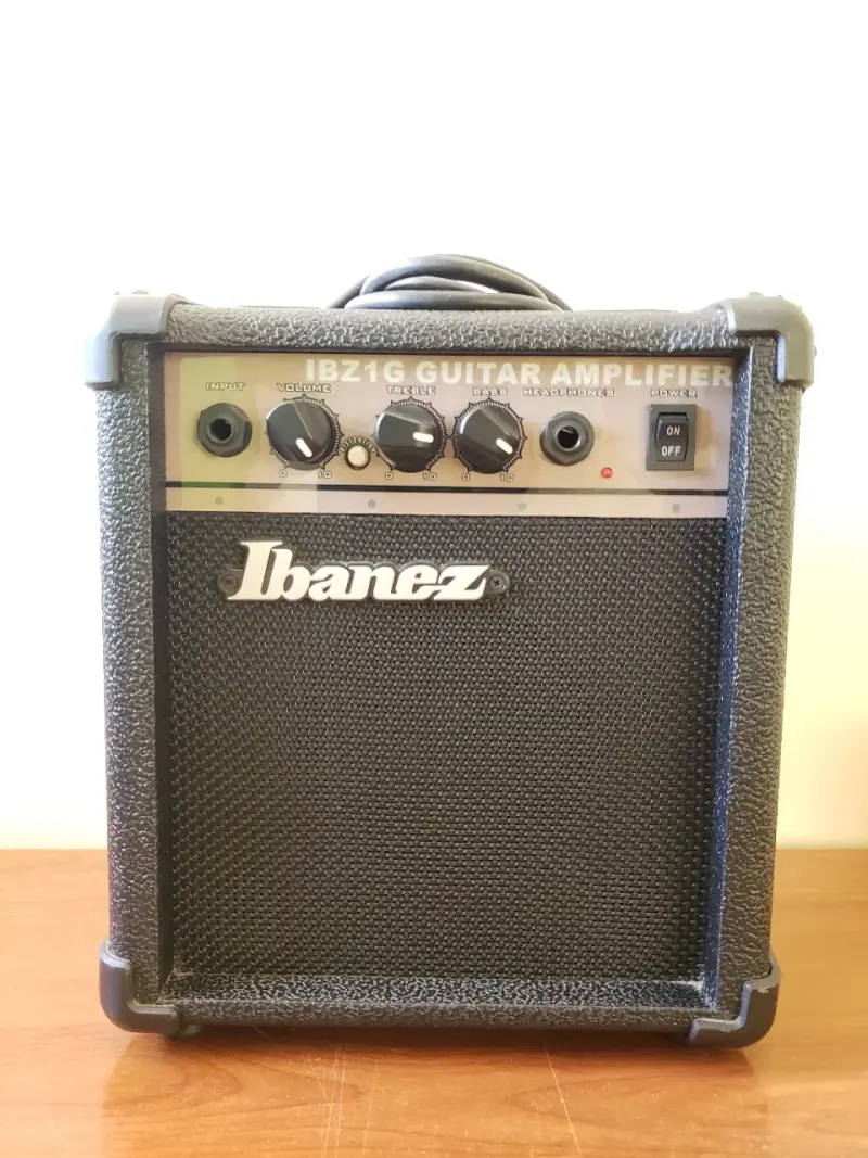 Amplificador de guitarra Ibanez IBZ1G compacto