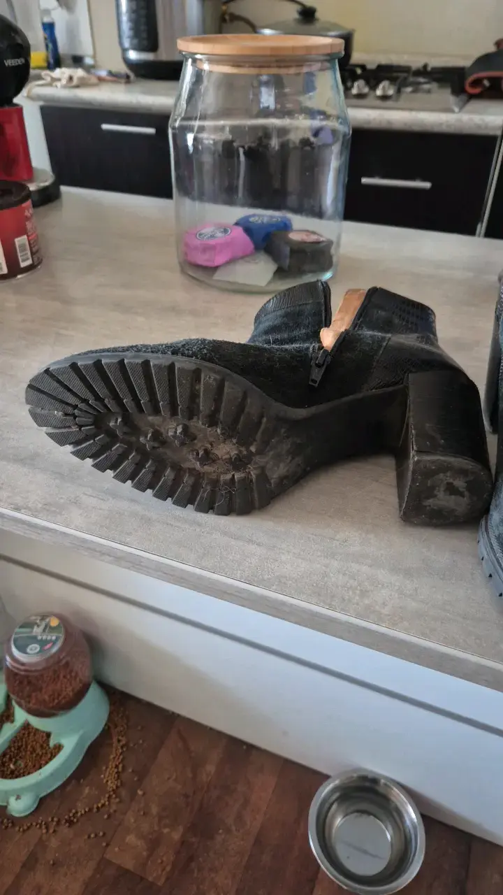 Botines de cuero negro con tacón alto - 3