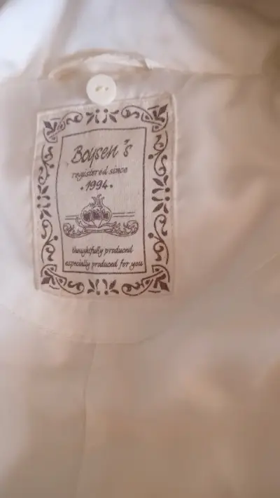 Abrigo blanco con capucha de piel sintética Boysen's - miniatura 3