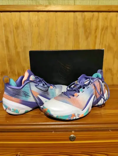 Zapatillas Basquetball - miniatura 1