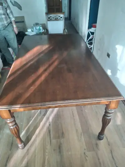 Mesa de comedor de madera clásica - miniatura 2
