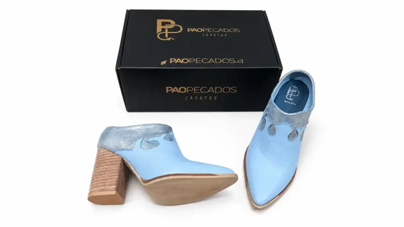 Zapatos de tacón azul con diseño único Paopecados - 2