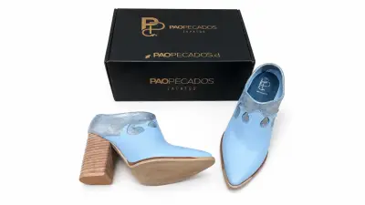 Zapatos de tacón azul con diseño único Paopecados - miniatura 2