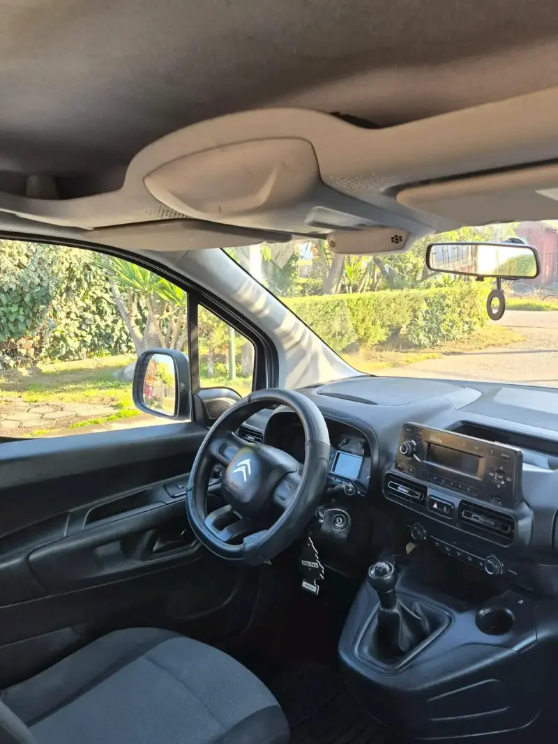 Citroën Berlingo 2020 en buen estado - 5