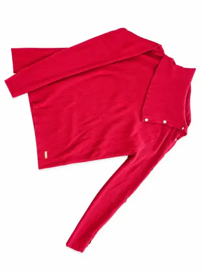 Polera roja de manga larga con botones decorativos - miniatura 2