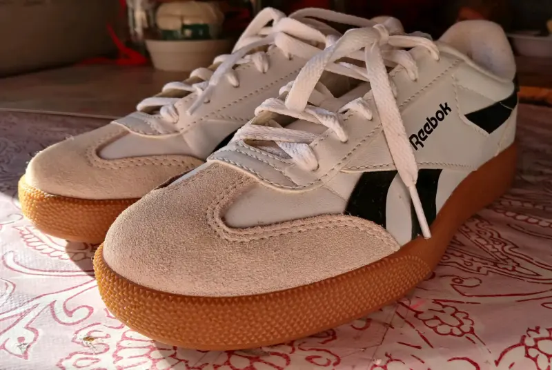 Zapatillas deportivas Reebok blancas y negras