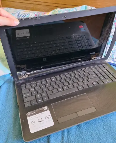 Notebook HP Para Desarme - miniatura 3