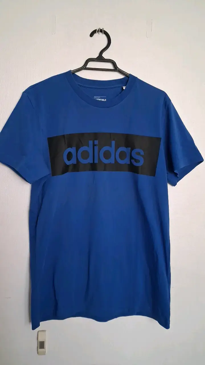 Polera azul Adidas Essentials para hombre